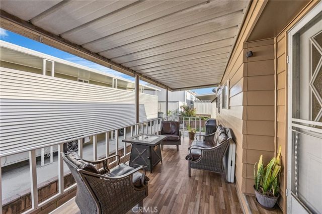 23301 Ridge Route Drive 109, Laguna Hills, CA 92653