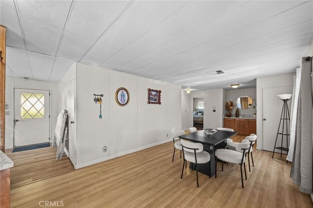 23301 Ridge Route Drive 109, Laguna Hills, CA 92653
