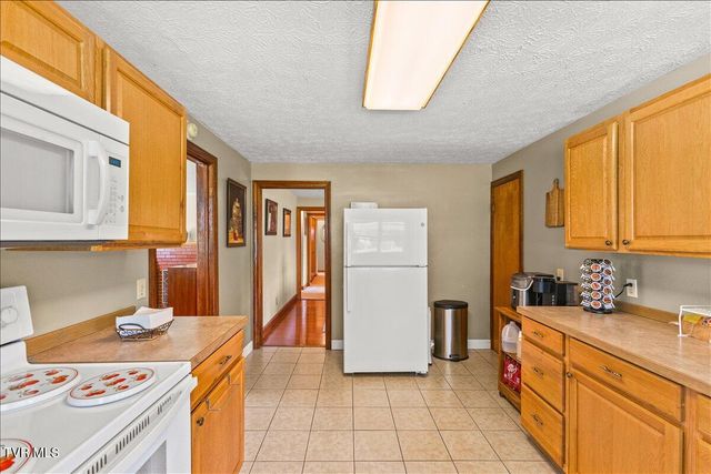 7275 Erwin Highway, Chuckey, TN 37641