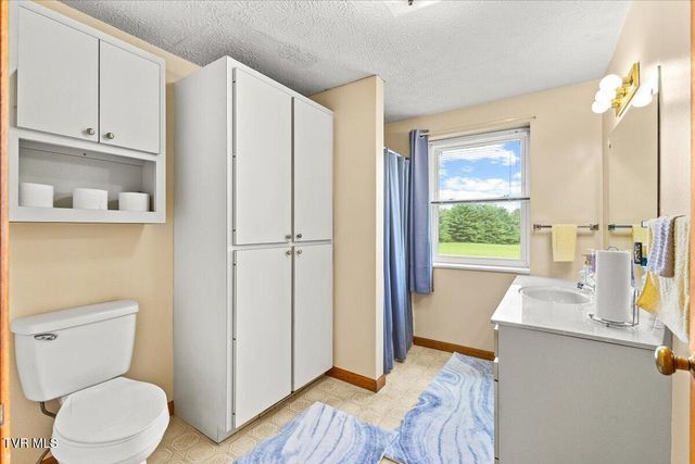 7275 Erwin Highway, Chuckey, TN 37641
