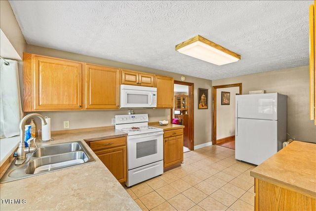 7275 Erwin Highway, Chuckey, TN 37641