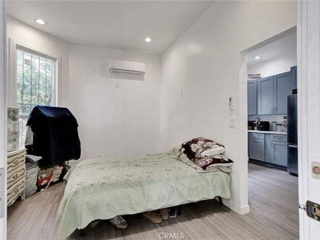 614 E 23rd, Los Angeles, CA 90011