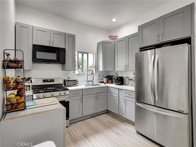 614 E 23rd, Los Angeles, CA 90011