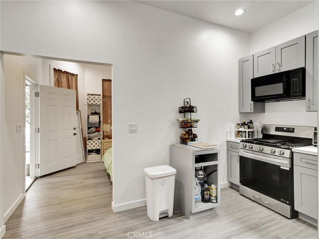 614 E 23rd, Los Angeles, CA 90011