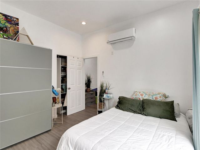 614 E 23rd, Los Angeles, CA 90011