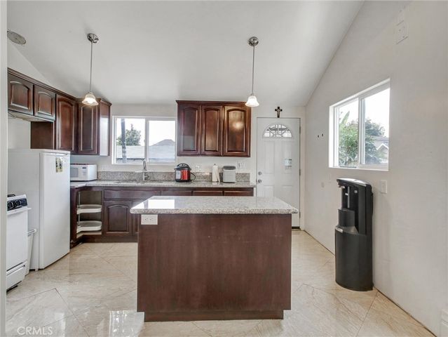 614 E 23rd, Los Angeles, CA 90011