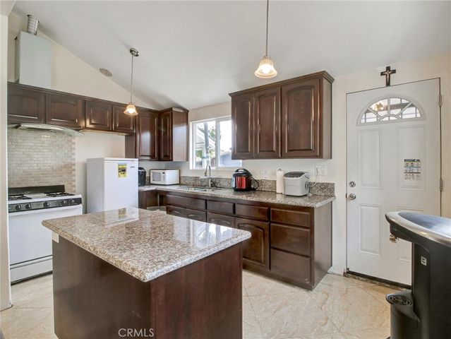 614 E 23rd, Los Angeles, CA 90011