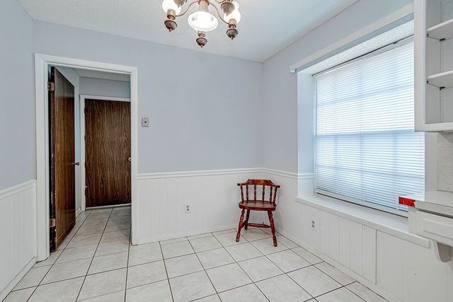 4053 Glenbrook Drive, Arlington, TX 76015