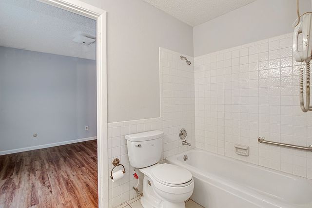 4053 Glenbrook Drive, Arlington, TX 76015