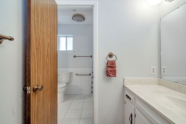 4053 Glenbrook Drive, Arlington, TX 76015