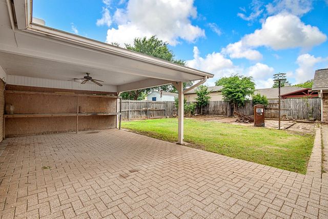 4053 Glenbrook Drive, Arlington, TX 76015