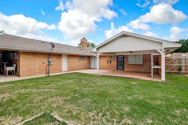 4053 Glenbrook Drive, Arlington, TX 76015
