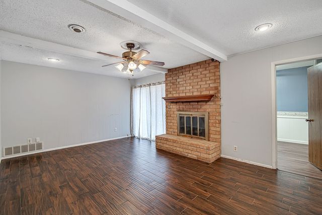 4053 Glenbrook Drive, Arlington, TX 76015