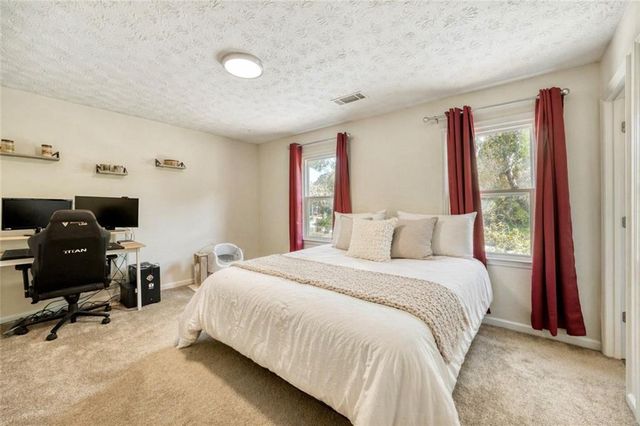 11 Parkmont Drive, Roswell, GA 30076