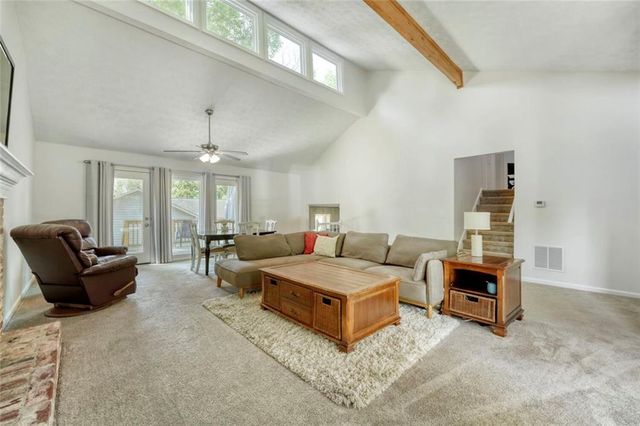 11 Parkmont Drive, Roswell, GA 30076