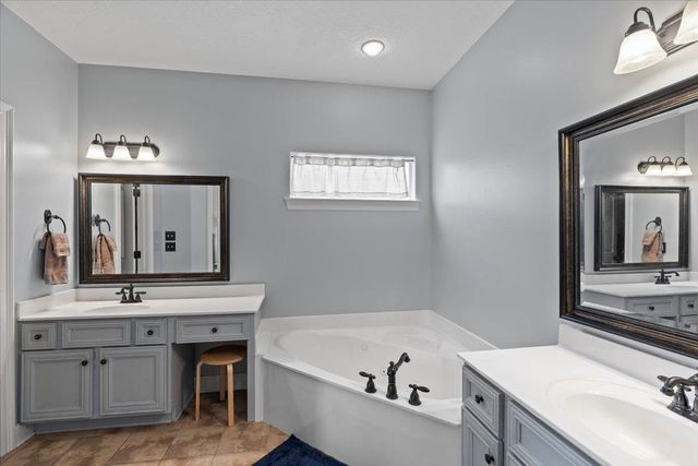 4740 WELLSGATE PT, Bartlett, TN 38135