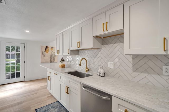 2627 Ferry Landing, Sugar Land, TX 77478