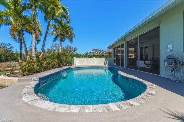 9261 Pittsburgh BLVD, Fort Myers, FL 33967