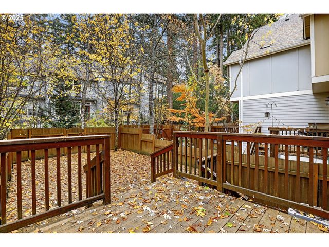 2052 Ne 49TH Way 4-H, Hillsboro, OR 97124