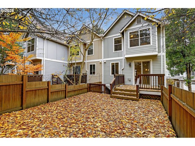 2052 Ne 49TH Way 4-H, Hillsboro, OR 97124