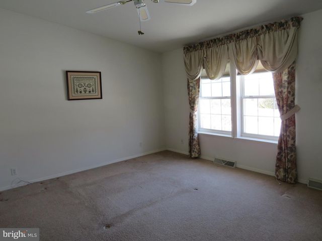 404 THRUSH CT E, New Hope, PA 18938