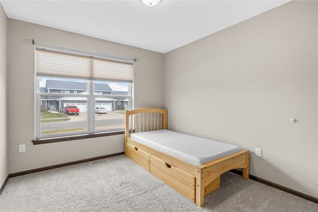 3098 Sherwood Drive, Marion, IA 52302