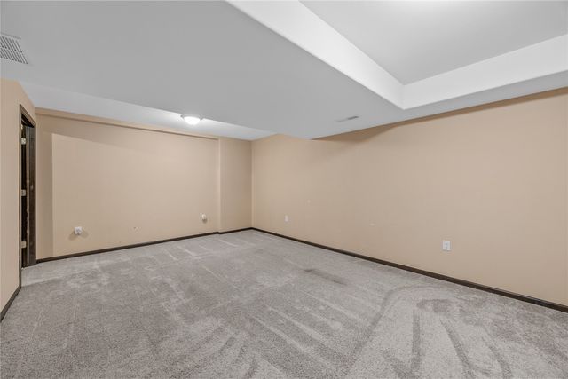 3098 Sherwood Drive, Marion, IA 52302