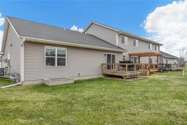3098 Sherwood Drive, Marion, IA 52302