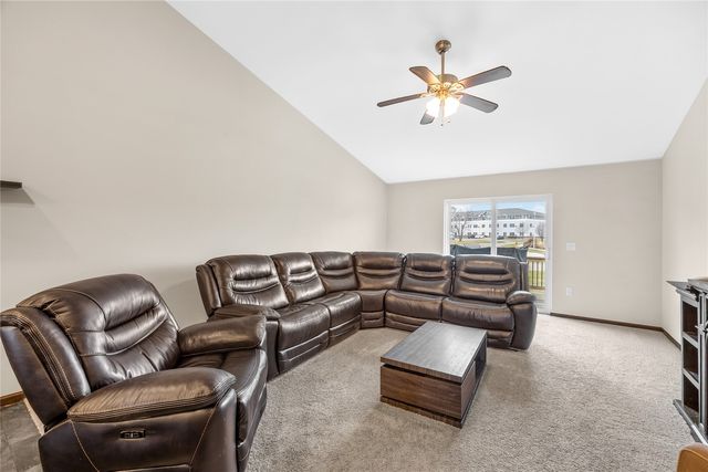 3098 Sherwood Drive, Marion, IA 52302