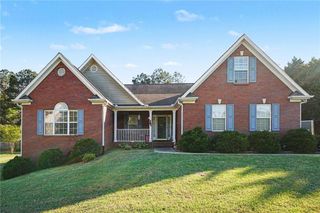 1405 Shiloh Oak Drive, Loganville, GA 30052
