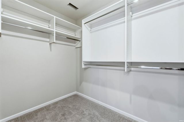 4141 Shadowood Lakes Trail, Fort Wayne, IN 46818