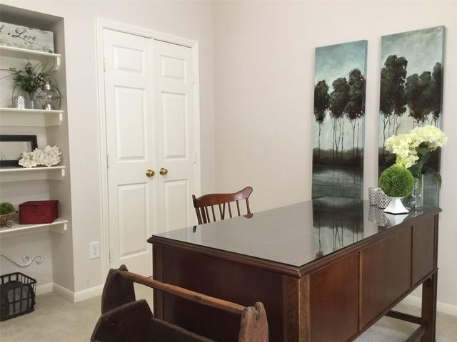 3 N Spiral Vine Circle, Montgomery, TX 77381