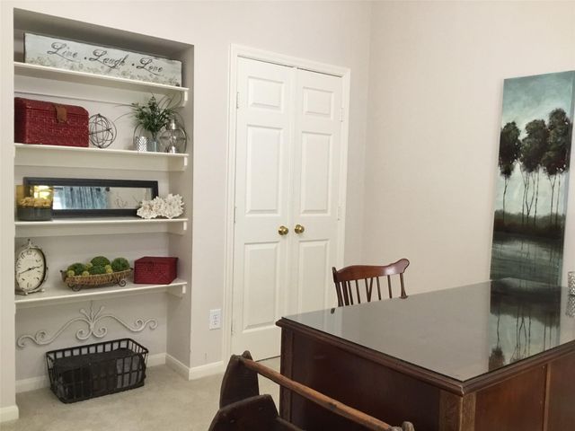 3 N Spiral Vine Circle, Montgomery, TX 77381