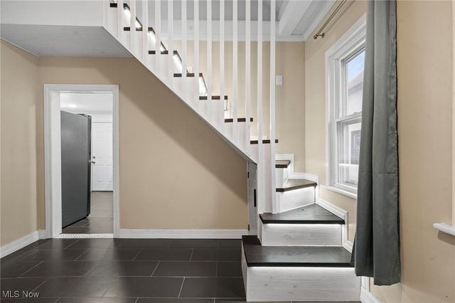 1607 E 34th Street, Cleveland, OH 44114