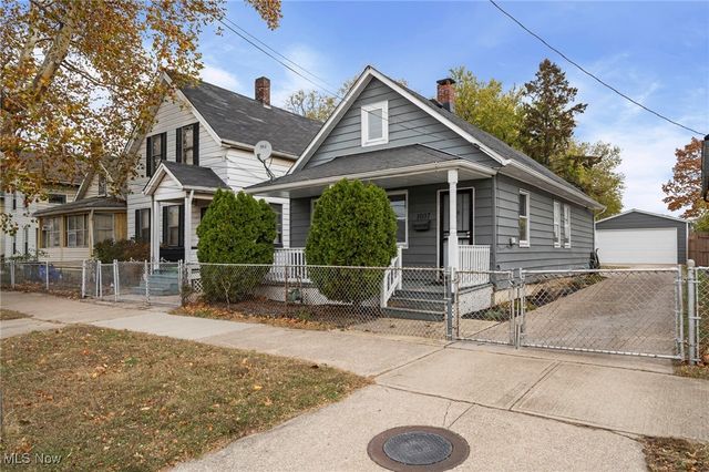 1607 E 34th Street, Cleveland, OH 44114