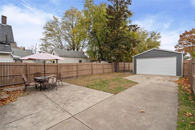 1607 E 34th Street, Cleveland, OH 44114