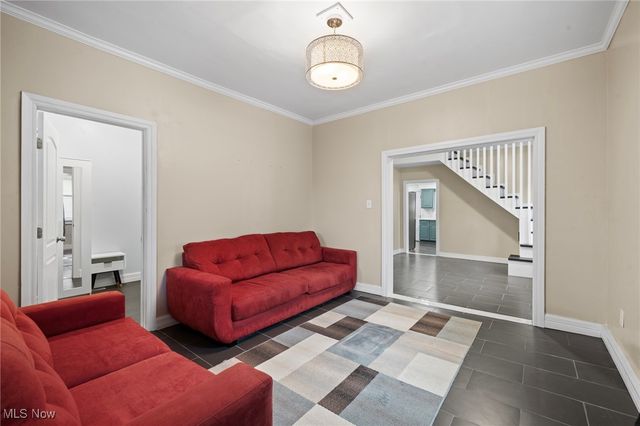 1607 E 34th Street, Cleveland, OH 44114