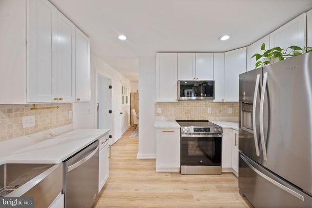 5232 FRETER RD, Sykesville, MD 21784