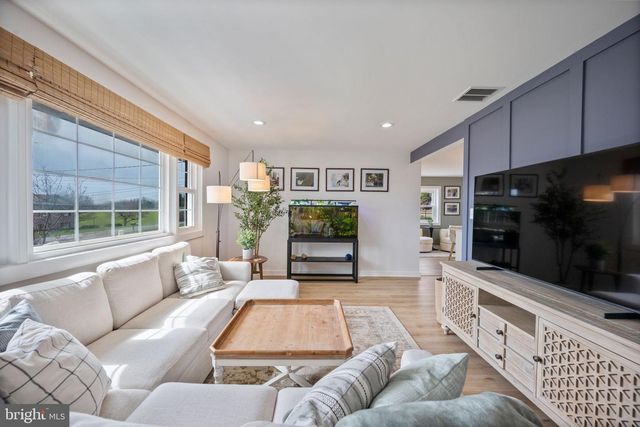 5232 FRETER RD, Sykesville, MD 21784