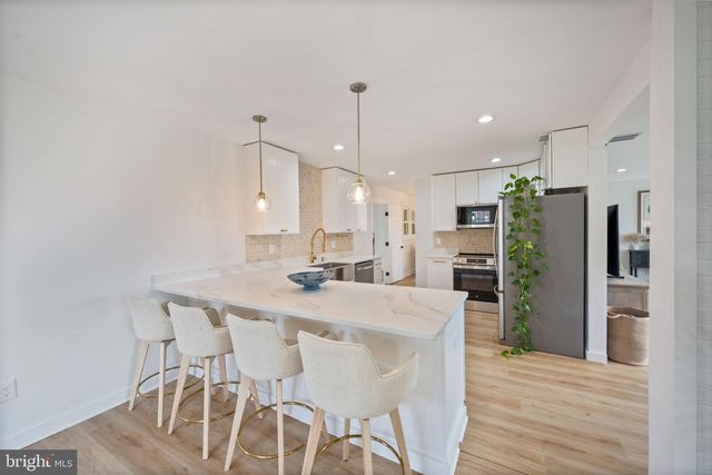 5232 FRETER RD, Sykesville, MD 21784