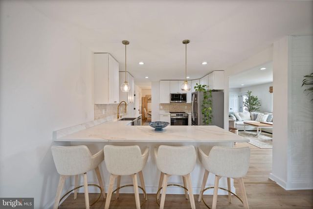 5232 FRETER RD, Sykesville, MD 21784