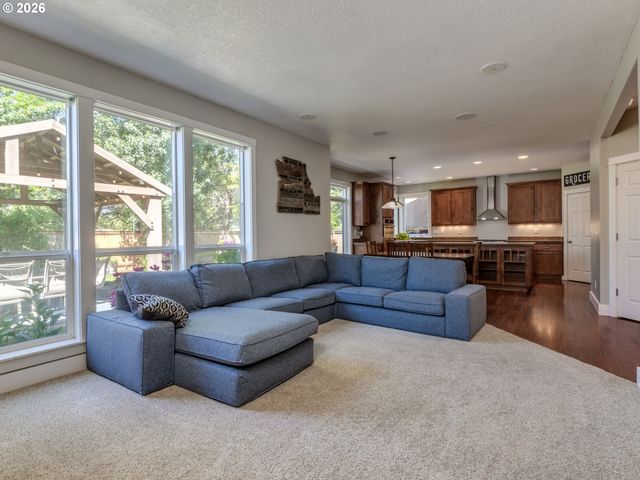 1457 Se 53RD Ave, Hillsboro, OR 97123