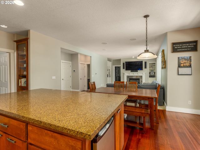 1457 Se 53RD Ave, Hillsboro, OR 97123