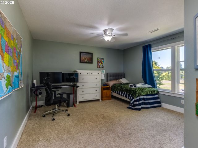 1457 Se 53RD Ave, Hillsboro, OR 97123