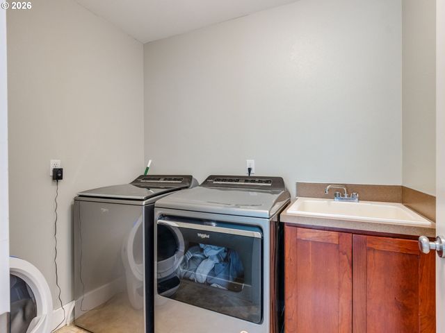 1457 Se 53RD Ave, Hillsboro, OR 97123