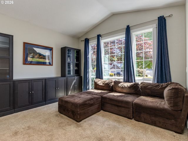 1457 Se 53RD Ave, Hillsboro, OR 97123