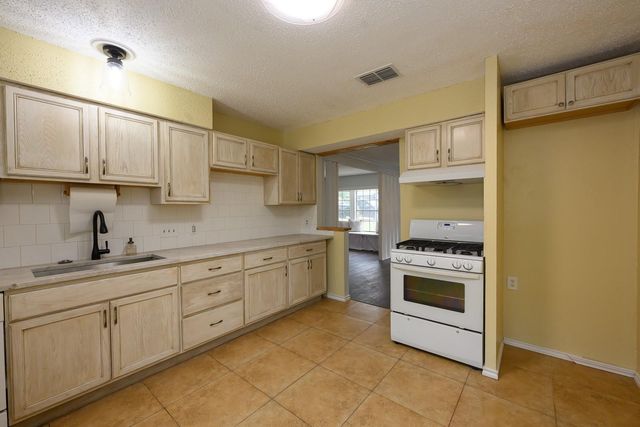 7103 Howerington CIR, Austin, TX 78724
