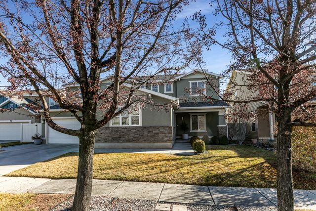 926 N CALLIE CT, North Salt Lake, UT 84054