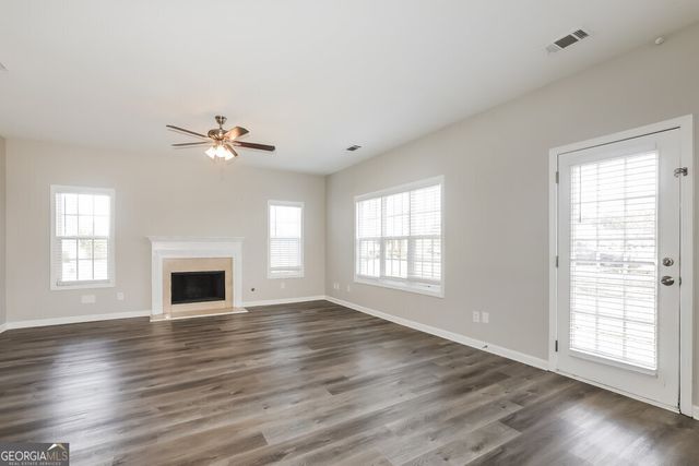 1230 St James Place, Loganville, GA 30052