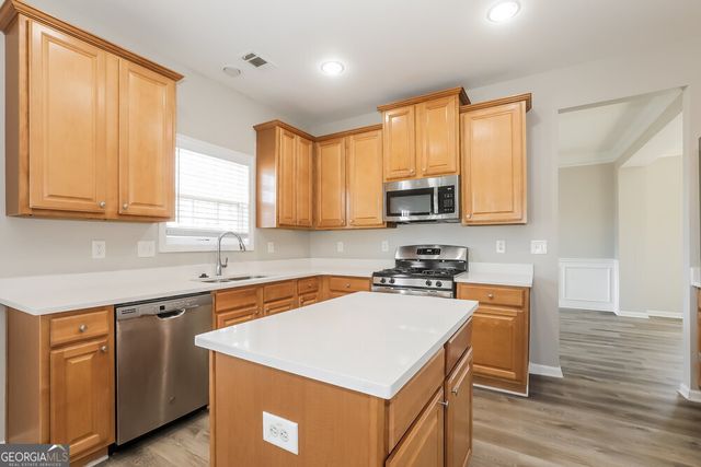 1230 St James Place, Loganville, GA 30052